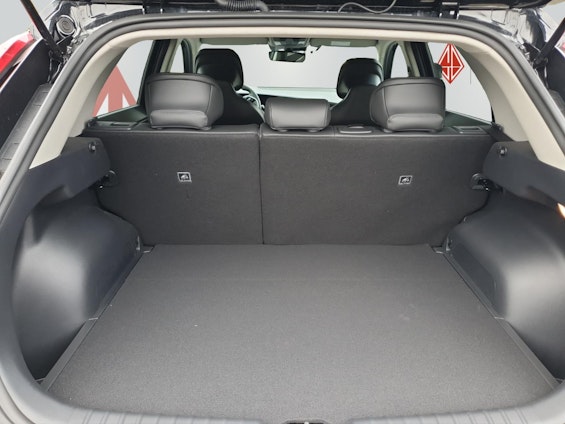 Vehicle image 9 Vehicle image 9