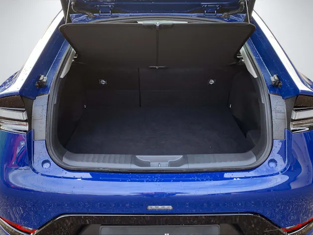 Toyota Prius 2.0 Plug-In-Hybrid Style