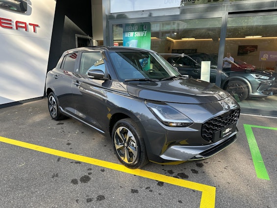 First vehicle image