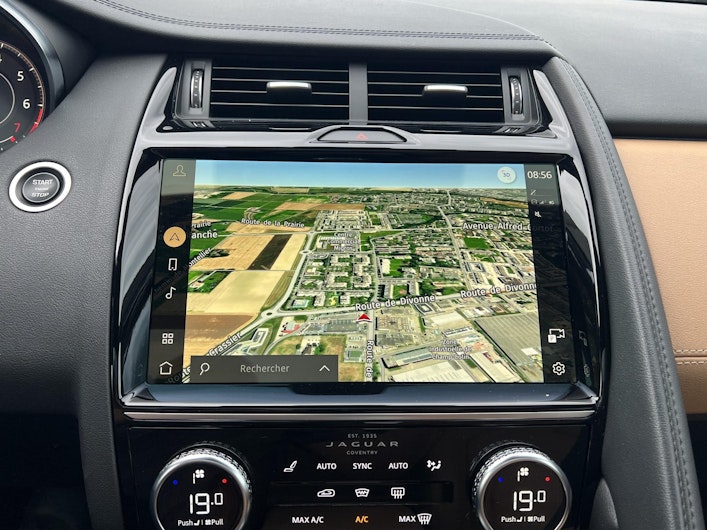 Vehicle image JAGUAR E-PACE