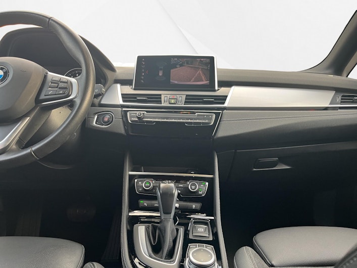 Vehicle image BMW 2 SERIES