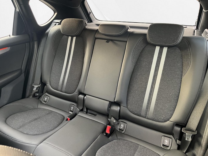 Vehicle image BMW 2 SERIES