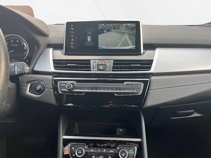 Vehicle image BMW 2 SERIES