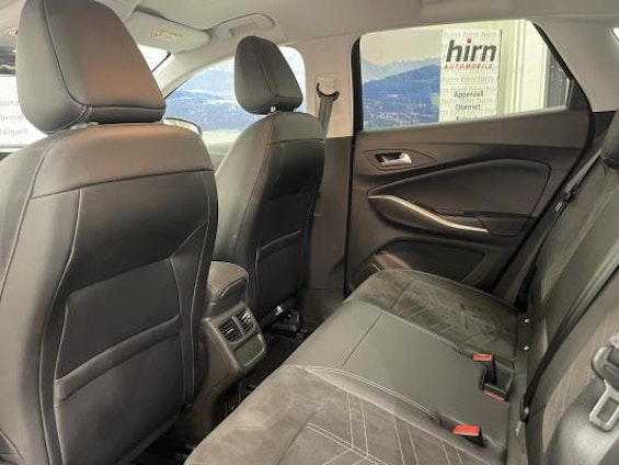 Vehicle image 6 Vehicle image 6