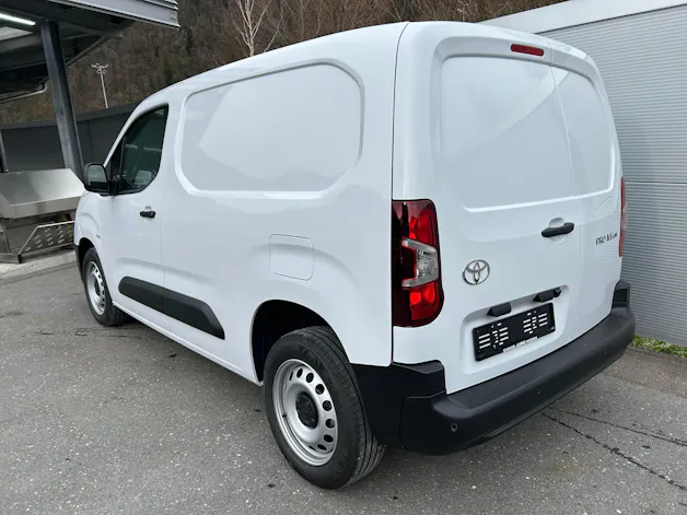 Toyota PROACE CITY Van L1 1.2 Active