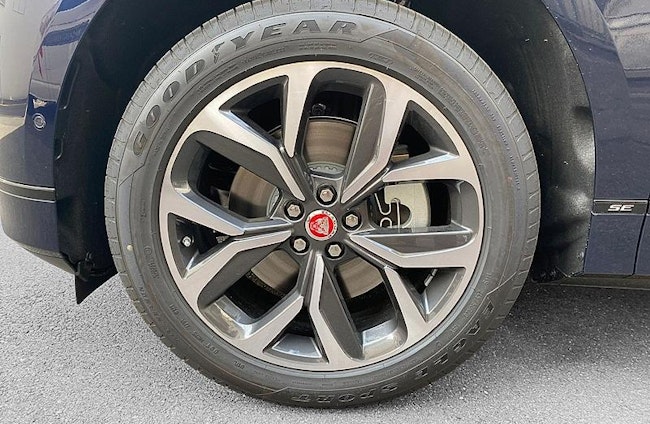 Vehicle image 8 Vehicle image 8