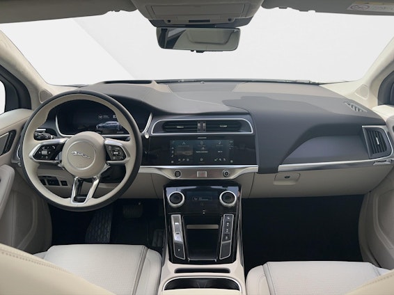 Vehicle image 3 Vehicle image 3