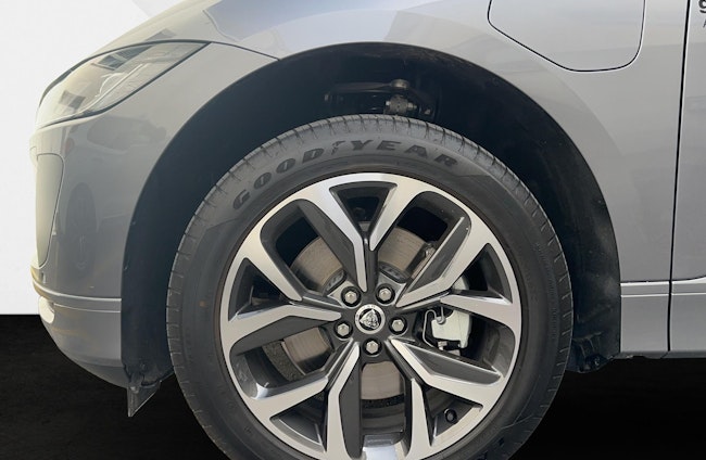 Vehicle image 14 Vehicle image 14