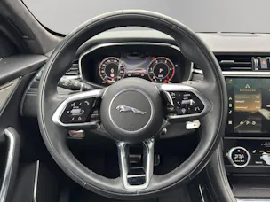Jaguar F-Pace 3.0 D I6 R-Dynamic HSE AWD