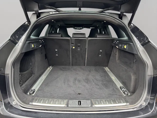 Jaguar F-Pace 3.0 D I6 R-Dynamic HSE AWD
