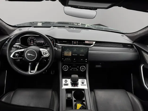 Jaguar F-Pace 3.0 D I6 R-Dynamic HSE AWD