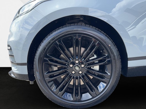 Vehicle image 13 Vehicle image 13