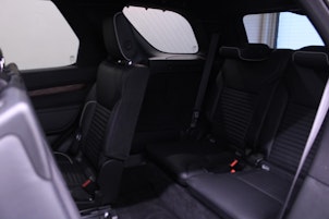 Vehicle image LAND ROVER Discovery 3.0 SDV6 HSE