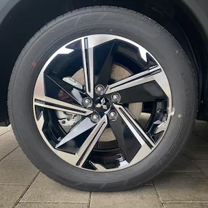 Mitsubishi Eclipse Cross 2.4 PHEV Instyle+ 4x4