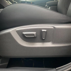 MITSUBISHI ECLIPSE CROSS 14