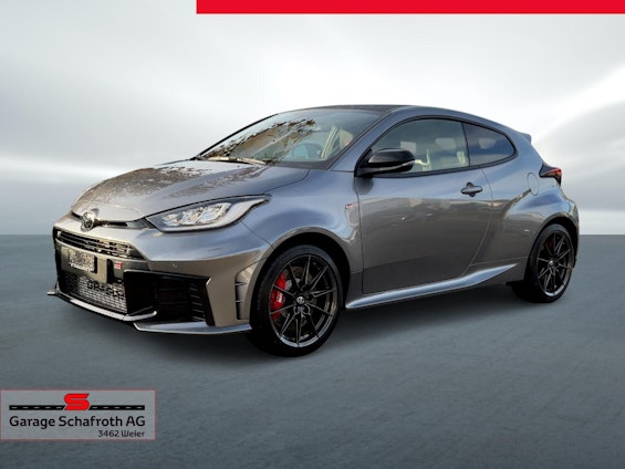 First vehicle image First vehicle image