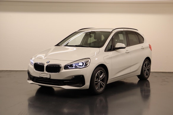 BMW 225xe Active Tourer 0