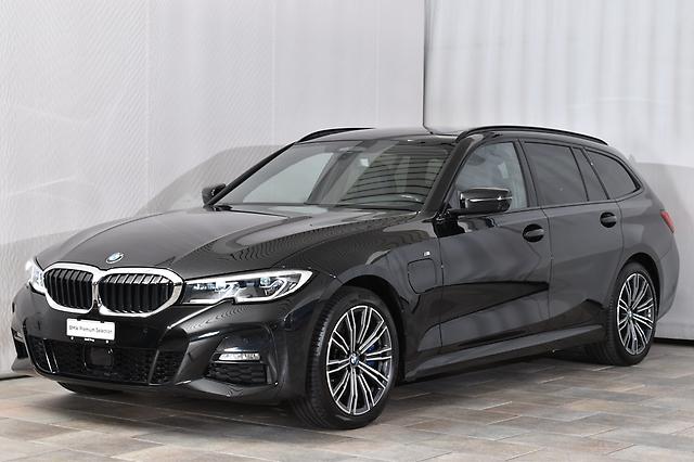 BMW 330e xDrive SAG Touring: Jetzt Probefahrt buchen!