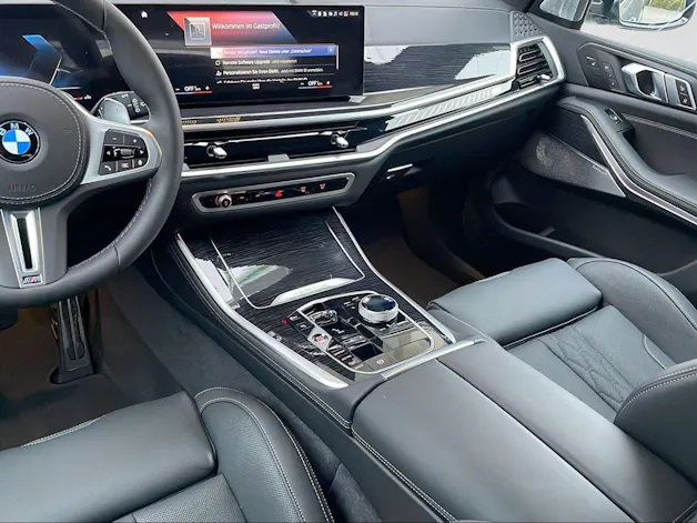 BMW X5 M60i xDrive