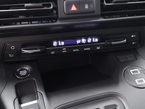 Vehicle image TOYOTA Proace City Verso L1 52KWh Trend 0.99% Leasing