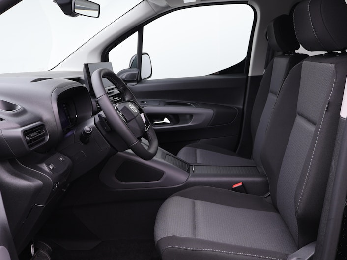 Vehicle image TOYOTA PROACE CITY VERSO