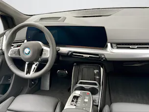 BMW 230e xDrive paddles Active Tourer