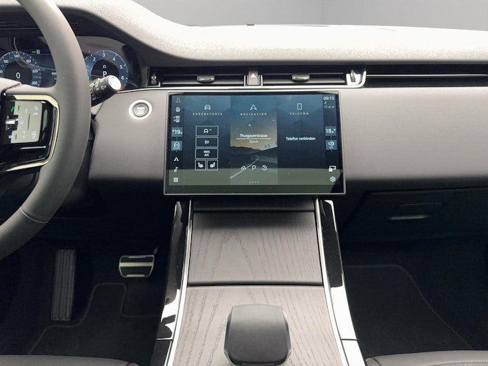 Vehicle image LAND ROVER RANGE ROVER EVOQUE