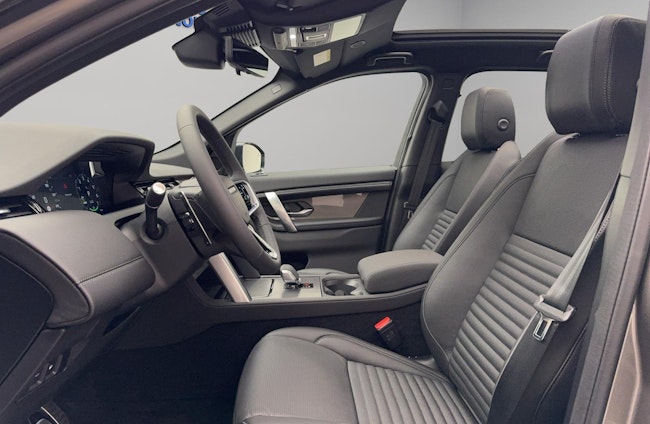 Vehicle image 9 Vehicle image 9