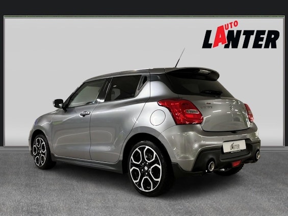 Vehicle image 4 Vehicle image 4