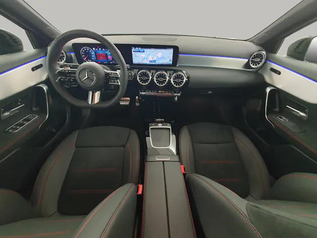 Mercedes-Benz A 250 AMG Line 4m