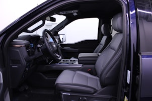 Vehicle image FORD F-150 Lightning DKab.Pick-up 98 kWh Lariat Launch Edition