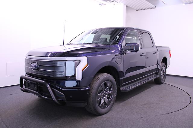 FORD F-150 Lightning DKab.Pick-up 98 kWh Lariat Launch Edition: Jetzt Probefahrt buchen!