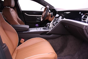 Vehicle image BENTLEY Flying Spur 4.0 V8 Hybrid Mulliner