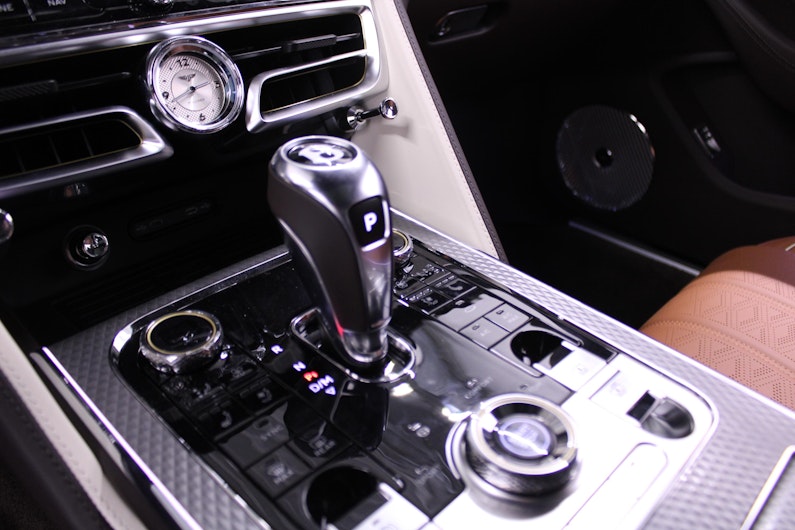 Vehicle image BENTLEY FLYING SPUR