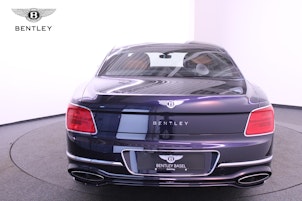 Vehicle image BENTLEY Flying Spur 4.0 V8 Hybrid Mulliner