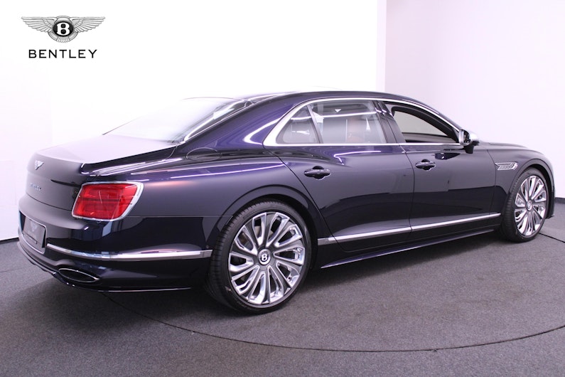 Vehicle image BENTLEY FLYING SPUR