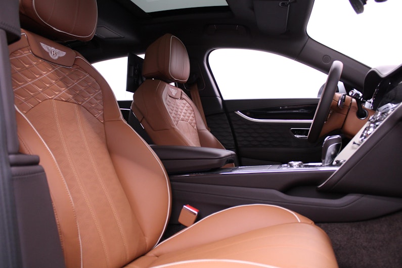 Vehicle image BENTLEY FLYING SPUR