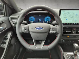 Ford Focus 1.0 EcoBoost Hybrid ST-Line X