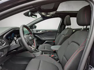 Ford Focus 1.0 EcoBoost Hybrid ST-Line X