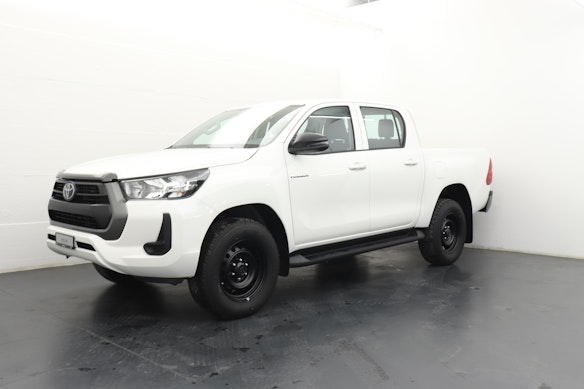 TOYOTA Hilux Double Cab.-Pick-up 2.8 D-4D 204 Comfort 1