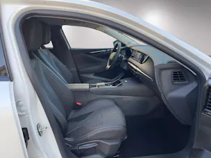DS Automobiles 4 1.2 Hybrid Ligne Noire