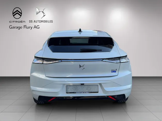 DS Automobiles 4 1.2 Hybrid Ligne Noire