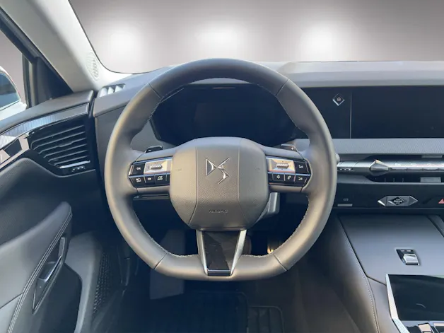 DS Automobiles 4 1.2 Hybrid Ligne Noire