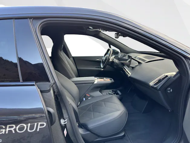 BMW iX xDrive40