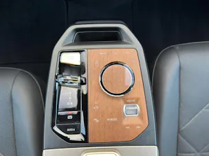 BMW iX xDrive40