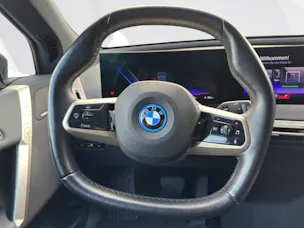 BMW iX xDrive40