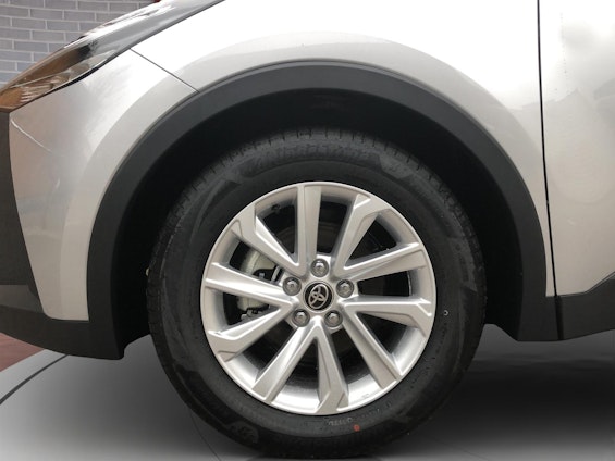 Vehicle image 8 Vehicle image 8