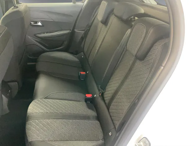 Peugeot 208 1.2 Hybrid Allure Premium