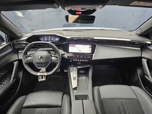Peugeot 308 NEW 1.6 PHEV 225 GT
