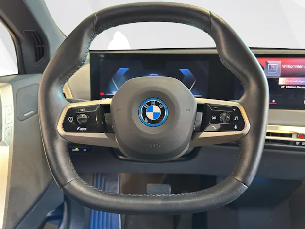 BMW iX xDrive50